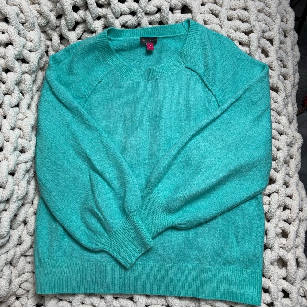 Vince Camuto Aqua Sweater Crew Neck Puff Sleeve Raglan Size M Sold Out! MSRP $79